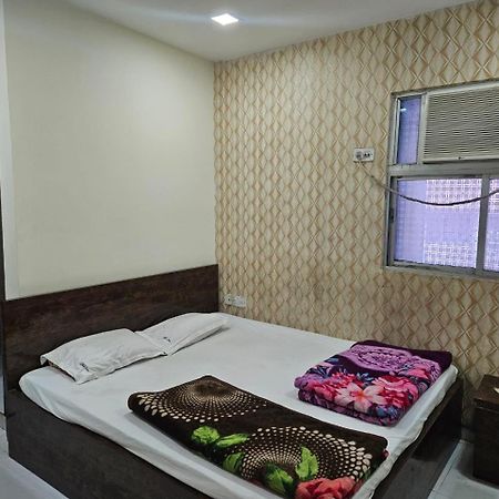 Hotel Elliot Comfort Inn โกลกาตา ภายนอก รูปภาพ